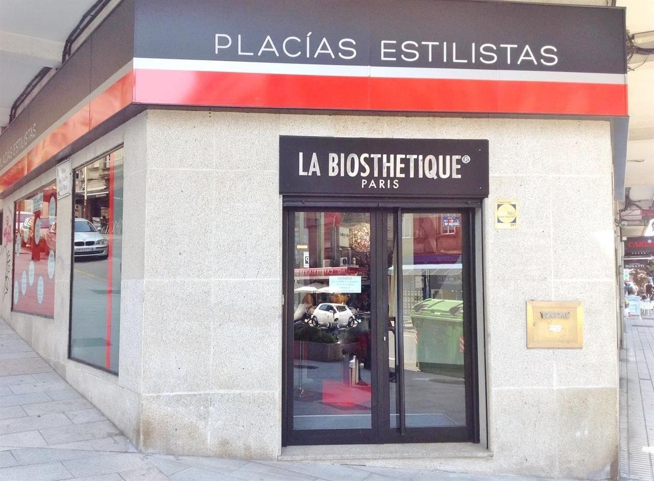 Contacto con la peluquería y centro de estética Placías Estilistas en Vigo
